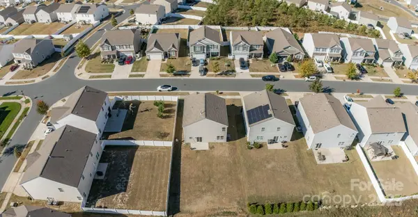 1239 Kent Downs AVE SW, Concord, NC 28027
