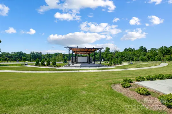 3648 Waterloo DR, Harrisburg, NC 28075