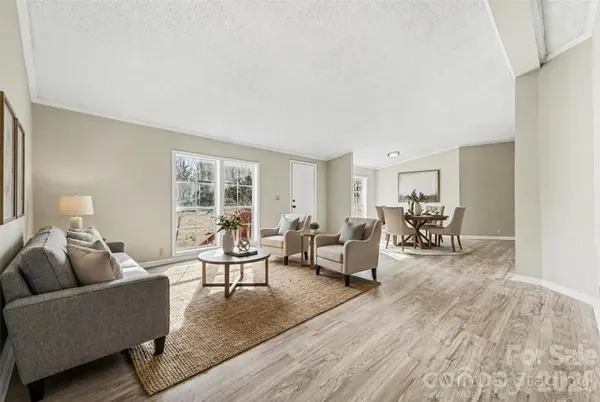 137 Cedar Grove RD, Clover, SC 29710