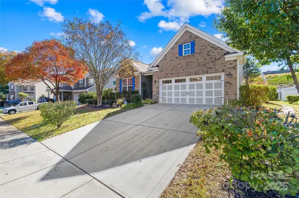 137 Chertsey DR, Mooresville, NC 28115