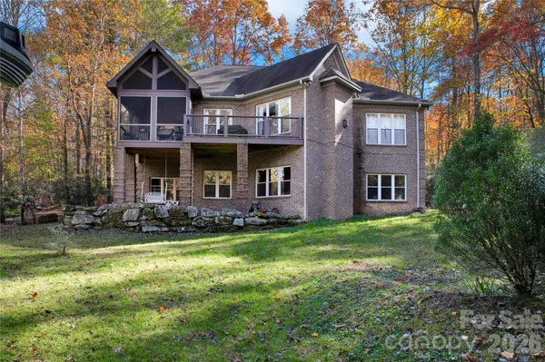 886 Soquili DR, Brevard, NC 28712