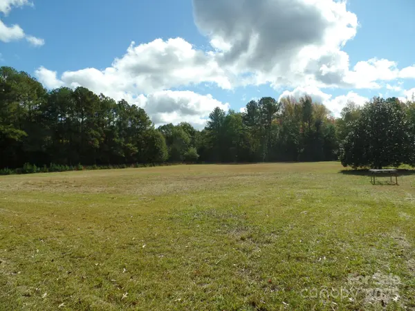 00 Mt Holly-Huntersville RD, Charlotte, NC 28216