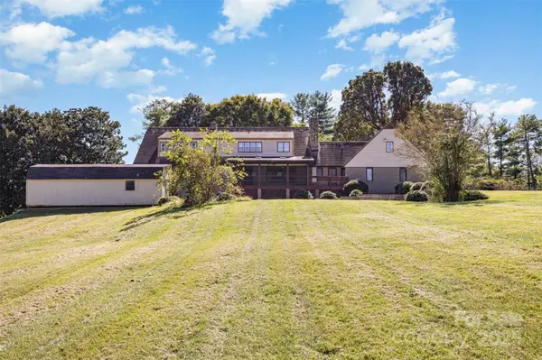 475 Baymount DR, Statesville, NC 28625