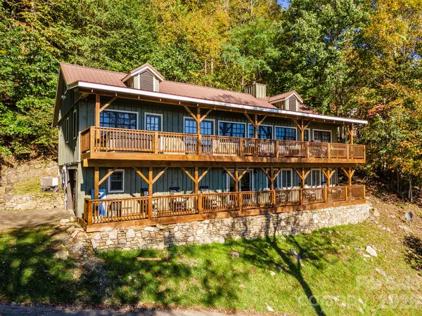322 Goldenleaf RD, Mars Hill, NC 28754