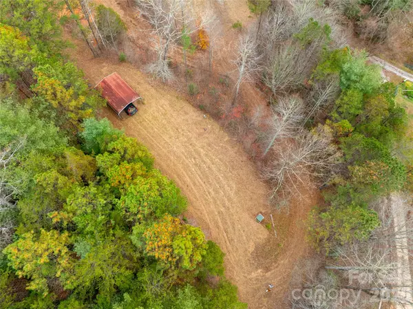 104 Robin LN, Bryson City, NC 28713