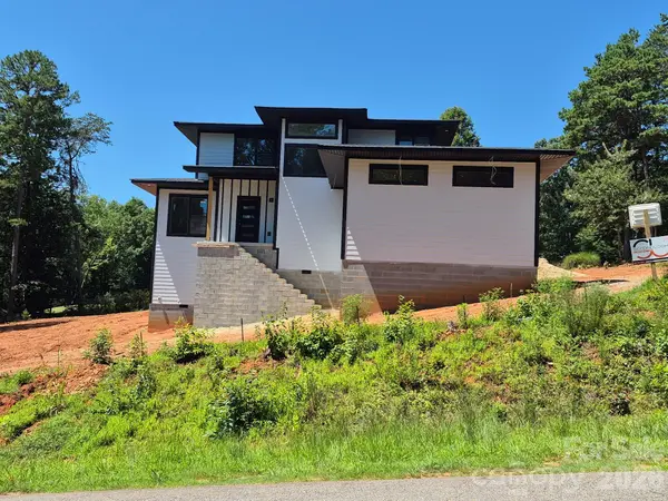138 Broken Arrow RD, Statesville, NC 28677