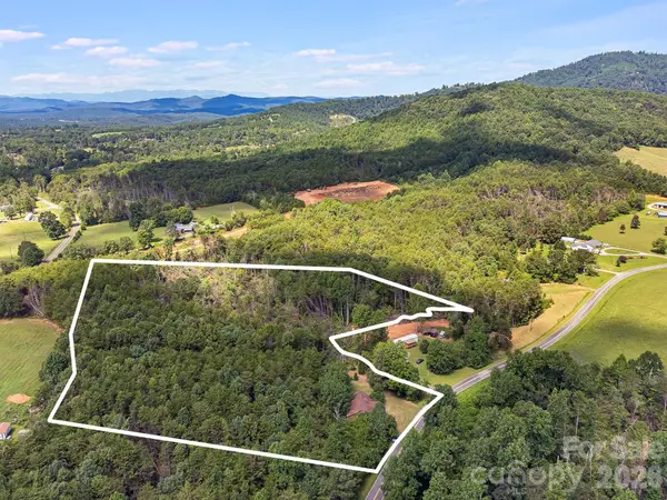 211 Luckadoo RD, Bostic, NC 28018