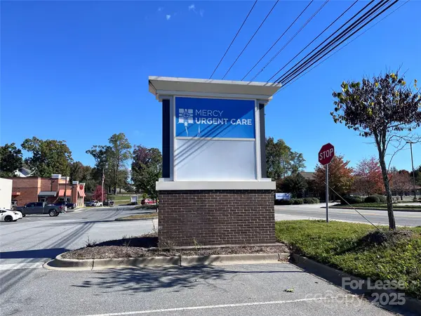 140 W Mills ST #B, Columbus, NC 28722