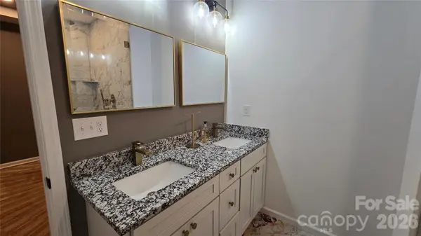 828 Cabaniss DR, Shelby, NC 28150