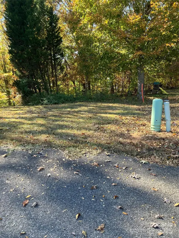 0000 Upper Lake PL, Statesville, NC 28677