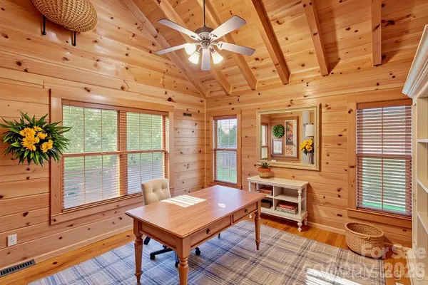 17 Aaron WAY, Waynesville, NC 28786