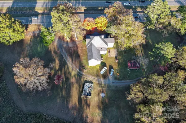 6993 Charlotte HWY, Lancaster, SC 29707