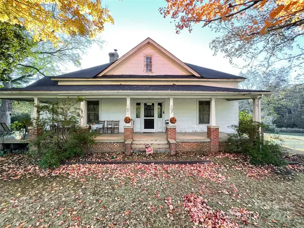 6993 Charlotte HWY, Lancaster, SC 29707
