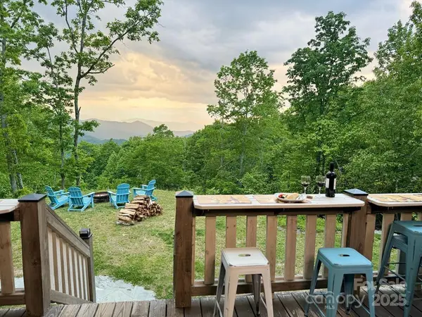 242 Crossview DR, Bryson City, NC 28713