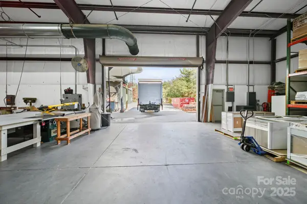 3213 Westwood Industrial DR, Monroe, NC 28110