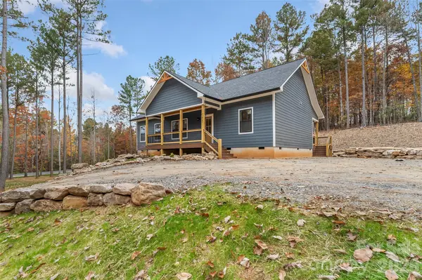 195 Grandview Peaks DR, Nebo, NC 28761