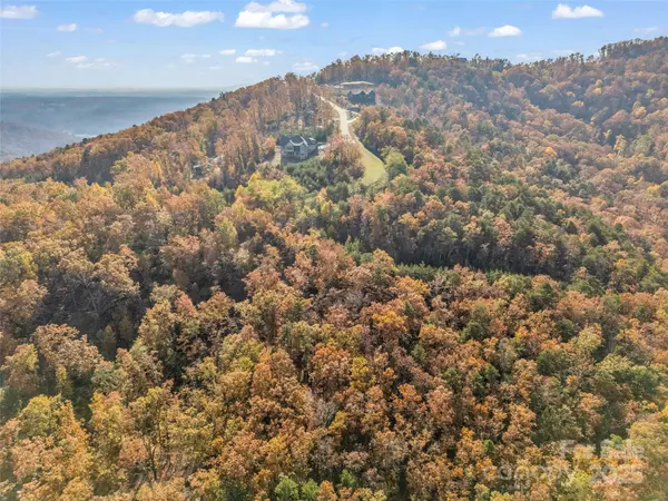 0 Crest DR, Lake Lure, NC 28746