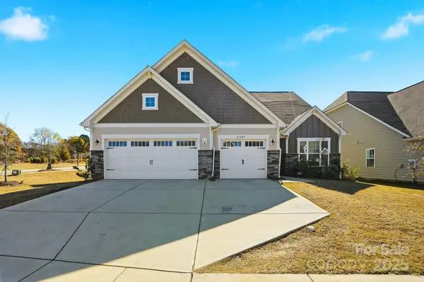 25005 Westwick LN, Huntersville, NC 28078