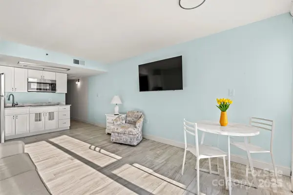 2310 N Ocean BLVD #202, Myrtle Beach, SC 29577