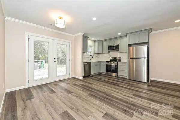 3133 Amay James AVE, Charlotte, NC 28208