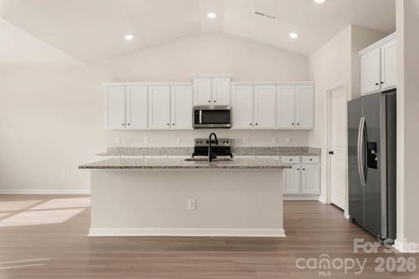 3458 Robindale DR, Winston Salem, NC 27127