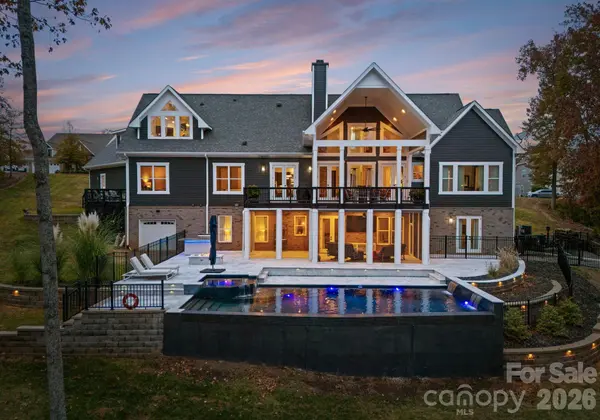 16312 Cozy Cove RD, Charlotte, NC 28278