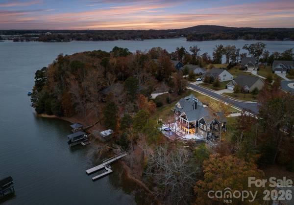 16312 Cozy Cove RD, Charlotte, NC 28278