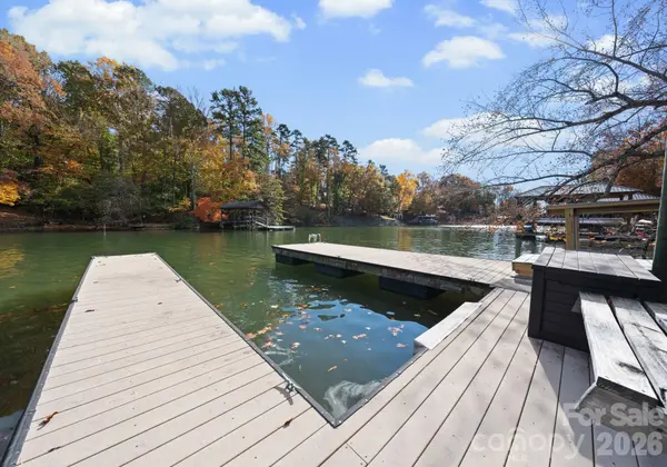 16312 Cozy Cove RD, Charlotte, NC 28278