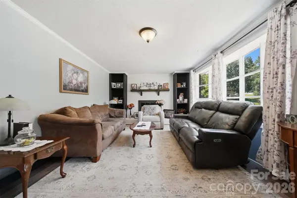304 Parlier AVE NE, Conover, NC 28613