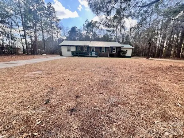 405 W Inwood ST, Bethune, SC 29009