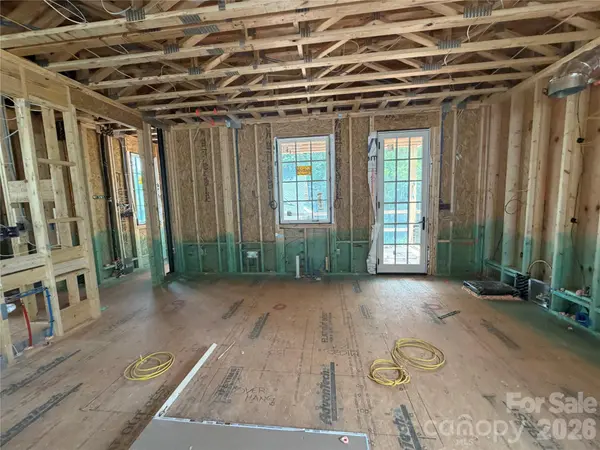 733 Charles AVE, Charlotte, NC 28205