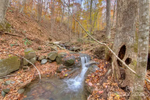 0 Pebble Ridge RD, Spruce Pine, NC 28777