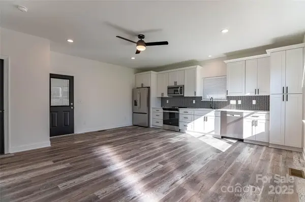3024 Poplar CIR, Shelby, NC 28152