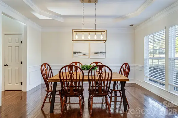 447 Leaf Arbor CT, Lake Wylie, SC 29710
