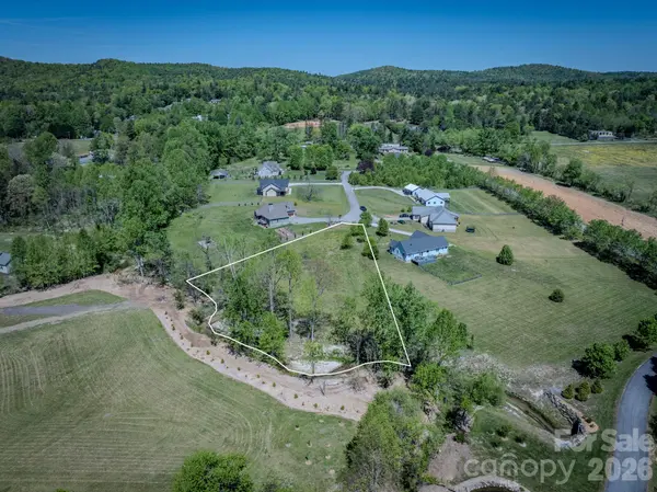 00 Walnut Valley LN #5, Hendersonville, NC 28739