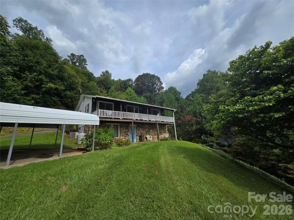 707 Lickskillet RD, Burnsville, NC 28714
