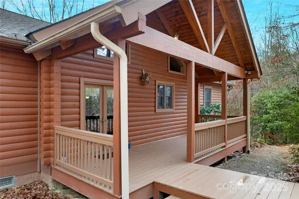 42 Tsitsi CT, Brevard, NC 28712