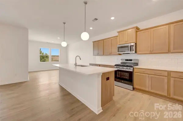 2181 Clifton RD, Sherrills Ford, NC 28673