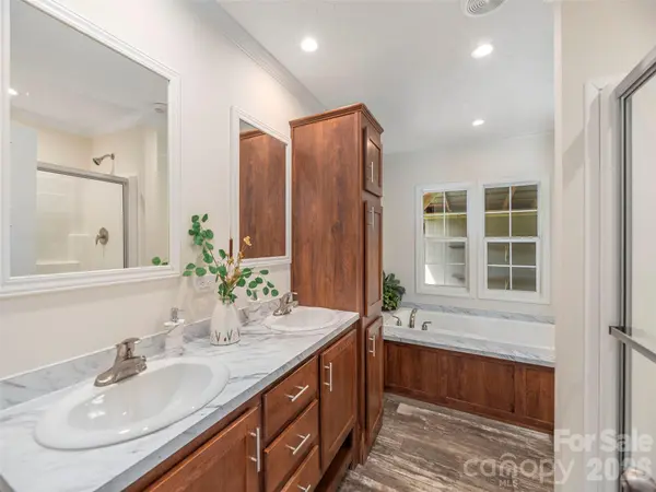 15 Joe Davis RD, Sylva, NC 28779