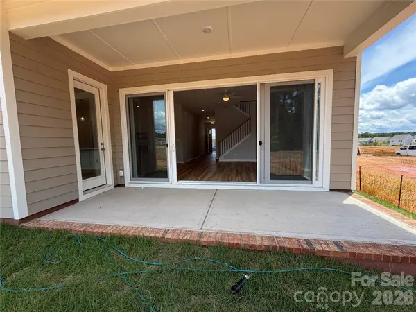 6108 Westheart WAY, Charlotte, NC 28278