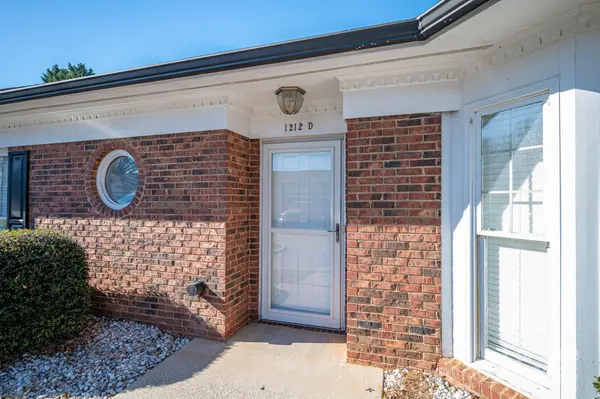 1212 E Franklin BLVD #D, Gastonia, NC 28054