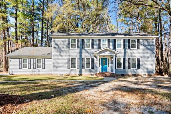 305 Virginia AVE,  Cheraw,  SC 29520