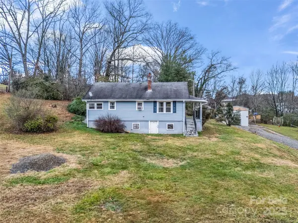 120 Maple Ridge RD, Candler, NC 28715