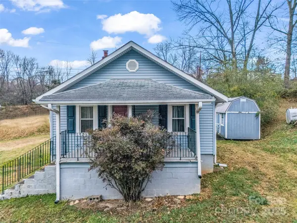 120 Maple Ridge RD, Candler, NC 28715