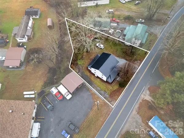 576 Pickens HWY, Rosman, NC 28722