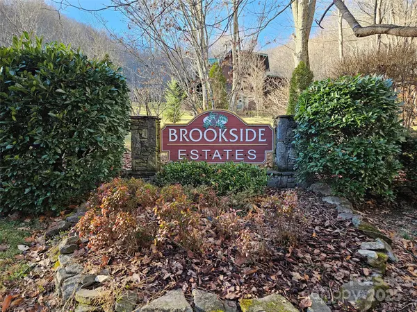 000 Serenity DR #27, Waynesville, NC 28785