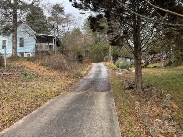 201 Tinsley RD, Brevard, NC 28712