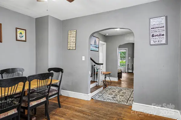 109 S Austin ST, Maxton, NC 28364