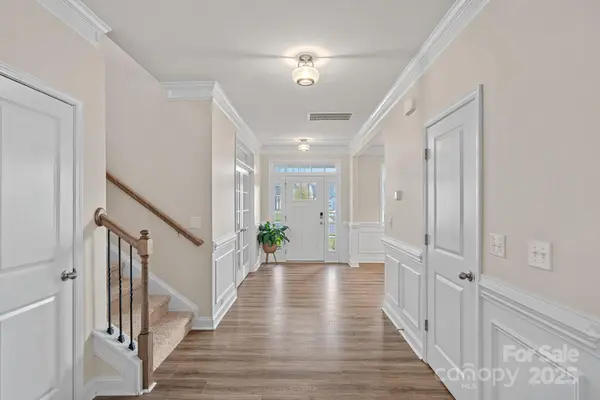 115 Wrangler DR, Mooresville, NC 28115