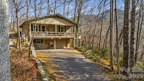 65 Roy LN, Black Mountain, NC 28711